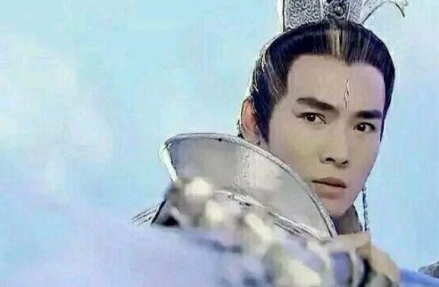 满汉狐若吃瓜,吃瓜群众的趣味解读